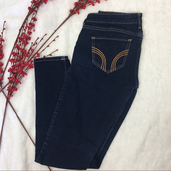 Hollister Skinny Jeans - Perfect Condition - Picture 4 of 7